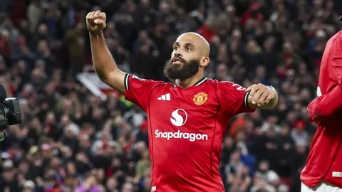 罗纳尔多三十岁巅峰之战，国际赛场再献双响曲，完美谢幕